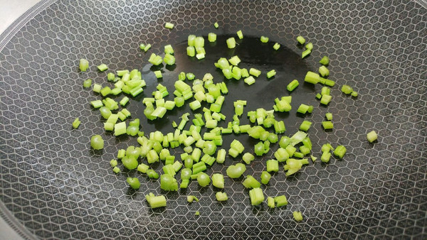 香芹肉酱烧瓜条