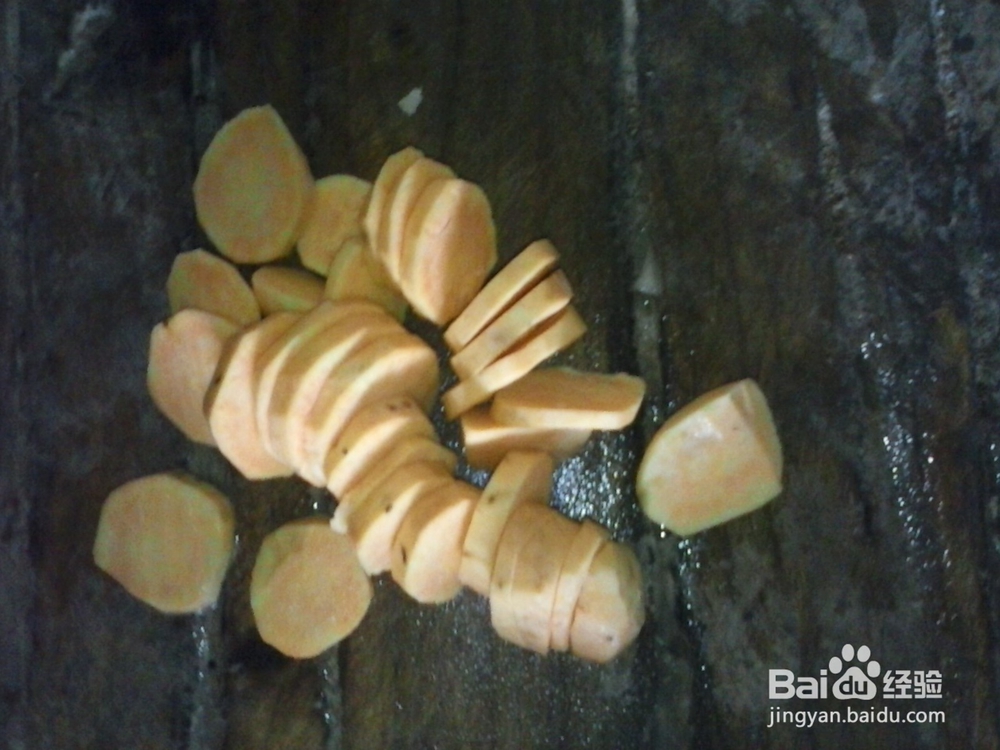 玉米红薯汤----浓香糖甜好粥