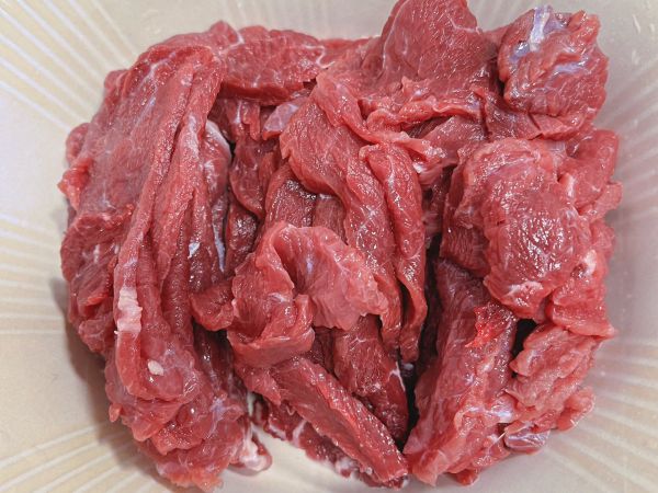 捞汁香菜拌牛肉