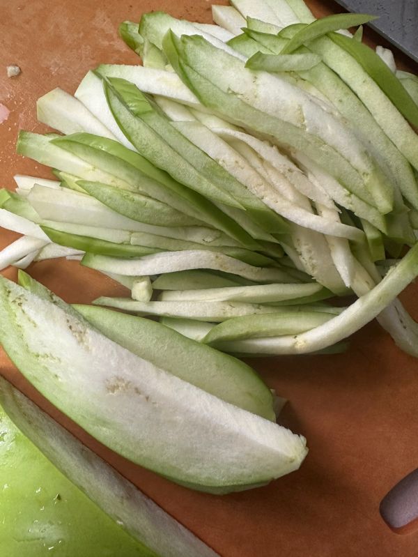 素炒鱼香茄子丝