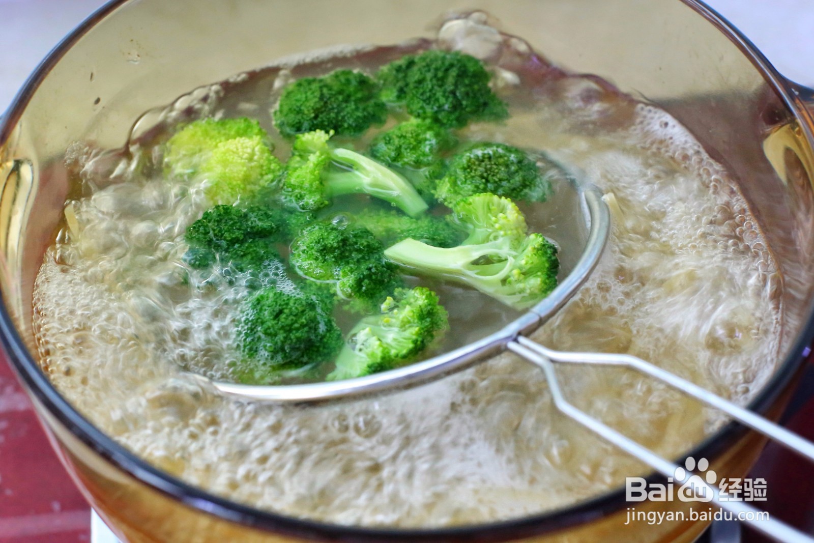 怎么做奶香南瓜鸡肉意面