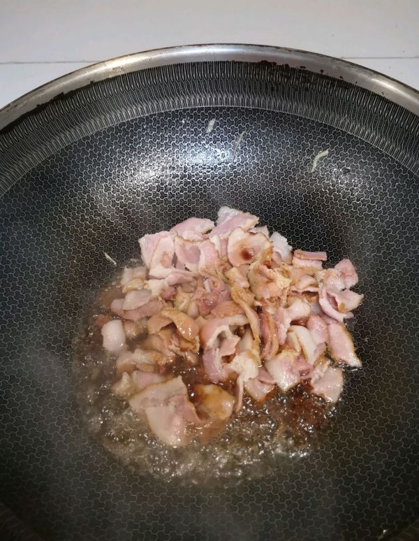 培根炒彩椒花生芽