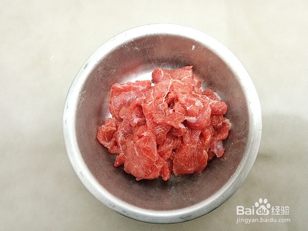 蒜香牛肉的烹饪