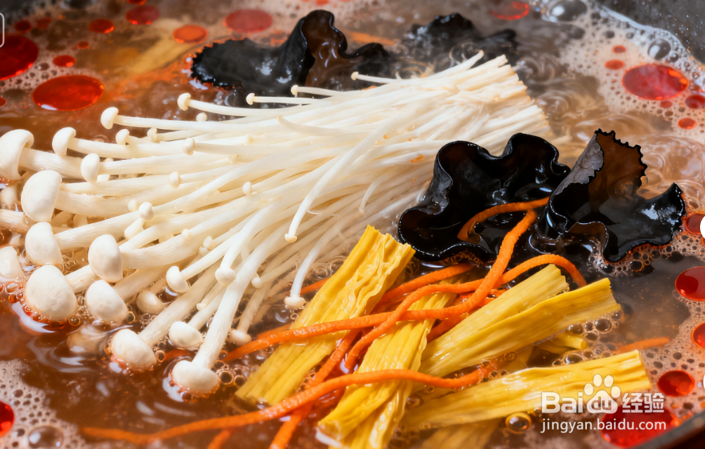 酸辣汤的做法：食材丰富，酸辣开胃，一碗不够喝