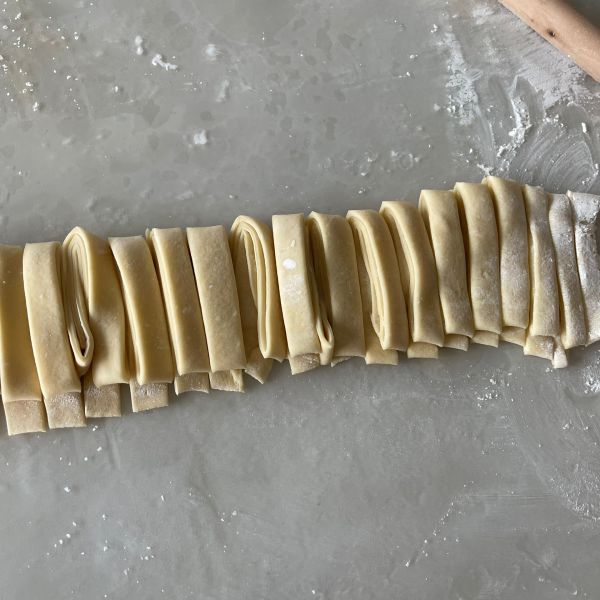 家常手擀油泼面