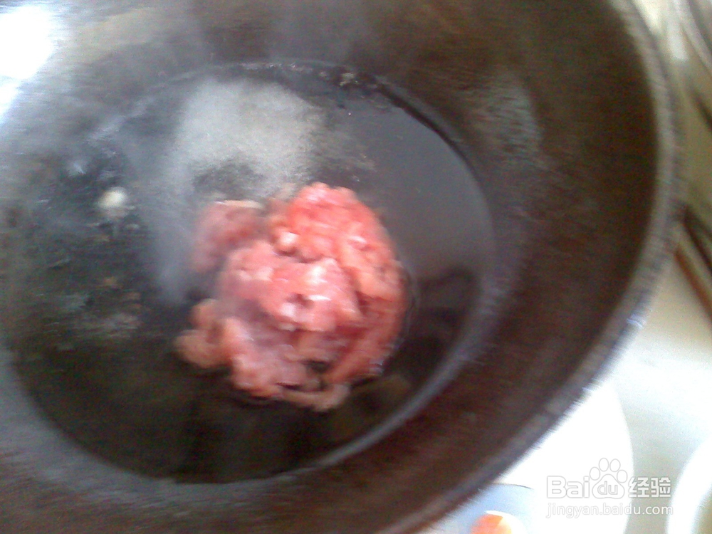 老年人怎样爆炒牛肉条小白菜