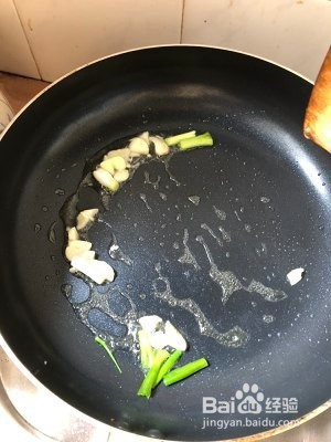食补养生玉米豌豆炒虾仁的做法