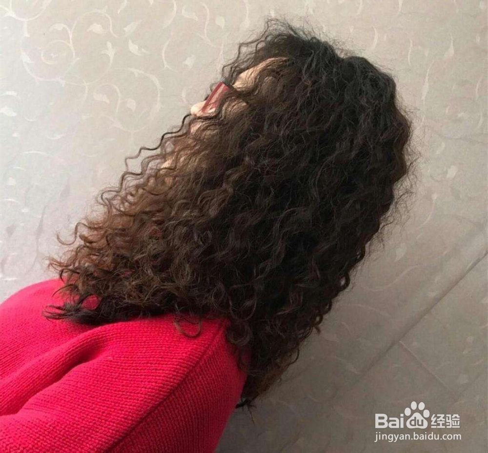 羊毛卷烫发排杠方法