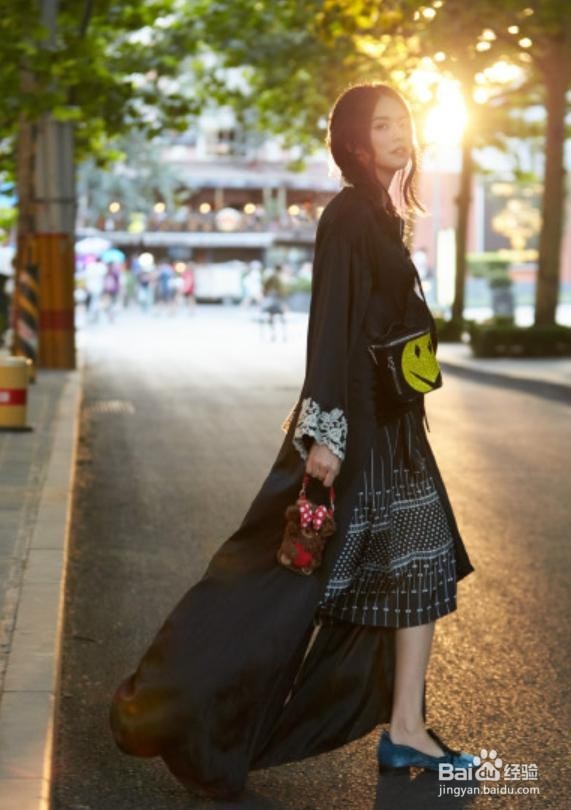 辣妈姚晨随颜值不高，但一品却一流，竟是时装精