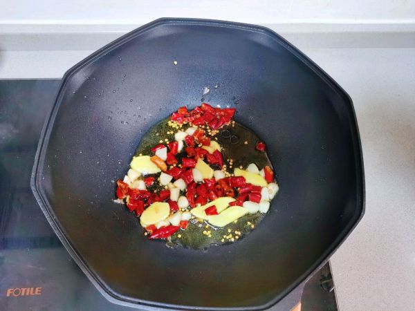 香辣红烧小龙虾