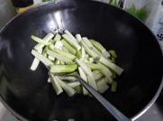 #美食#丝瓜鸡蛋乌冬面做法