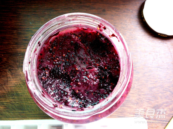 桑葚鸡尾酒冰饮