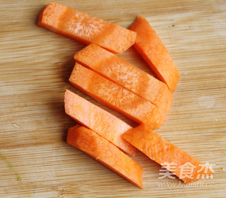 烤酱牛排配煎土豆沙拉