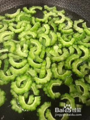 食补佳品凉拌苦瓜的做法