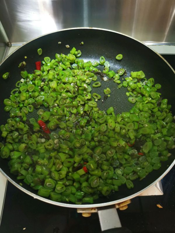 榄菜肉末四季豆