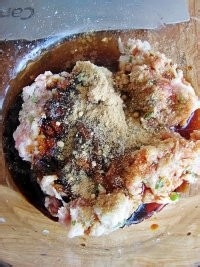 家常饮食：[1]饺子