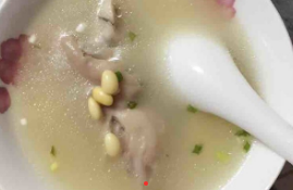 猪脚黄豆汤的制作步骤