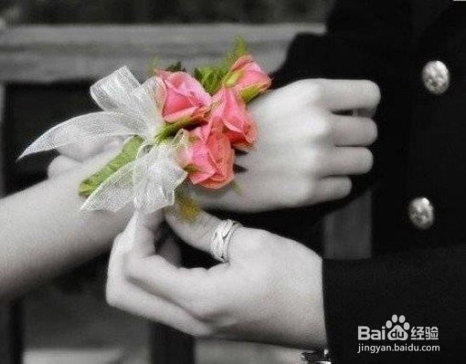 恋人之间做到互相尊重是建立在哪些方面？