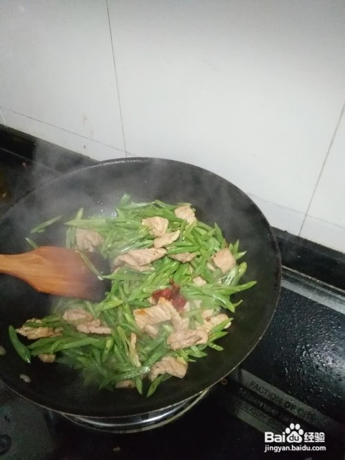 豆角炒肉窍门