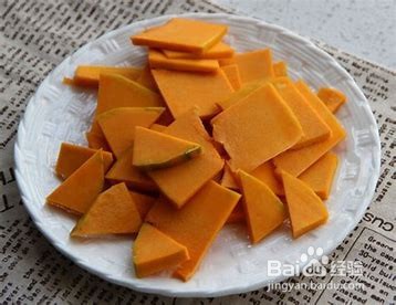 如何给南瓜削皮