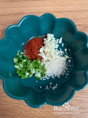 黑椒鸡丝荞麦面做法