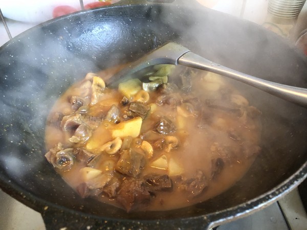 咖喱牛肉土豆的做法是什么