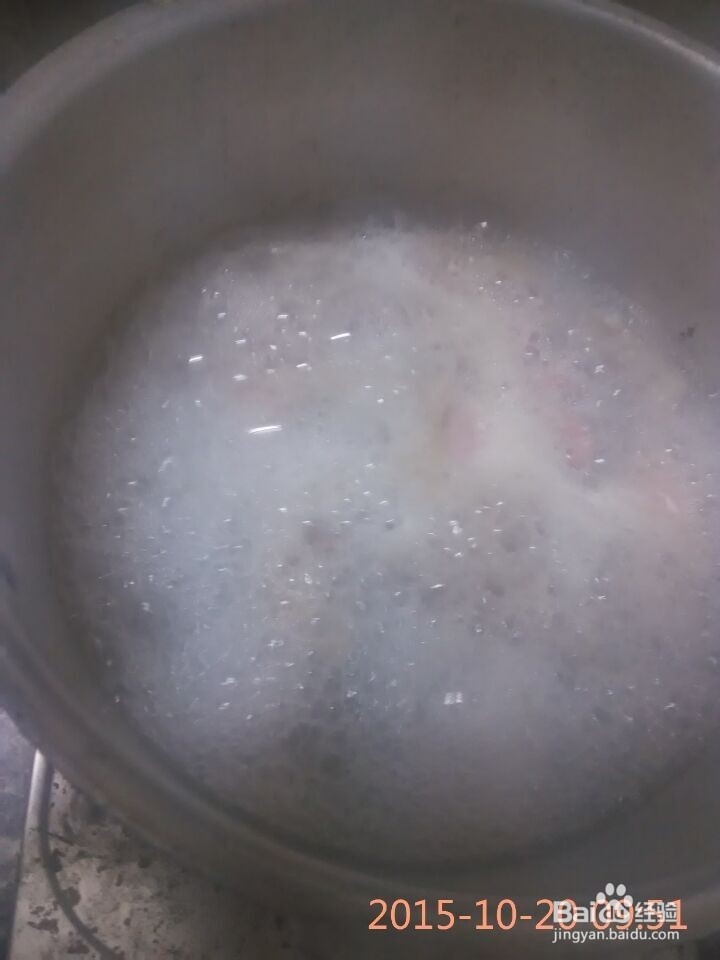 教你怎样煮雪梨猪肺糖水