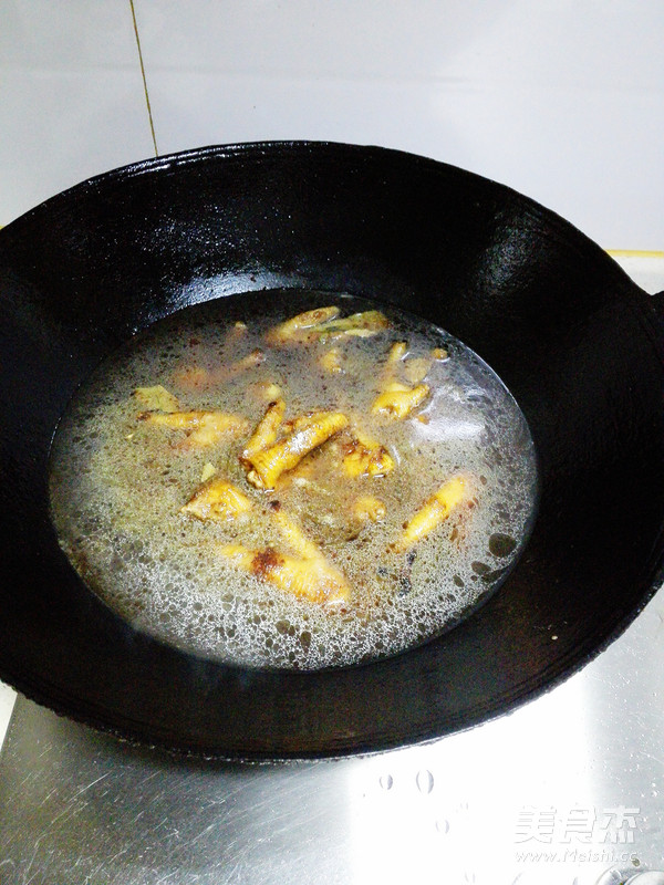 红烧鸡爪的做法