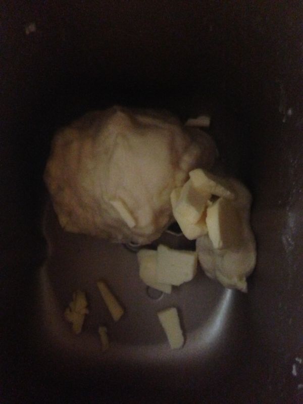 豆沙牛奶小面包