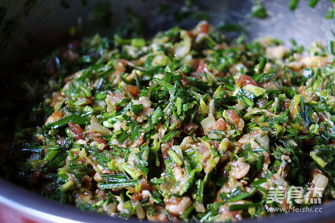 韭菜翻心白菜肉饺