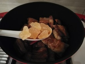 家传红烧土猪肉