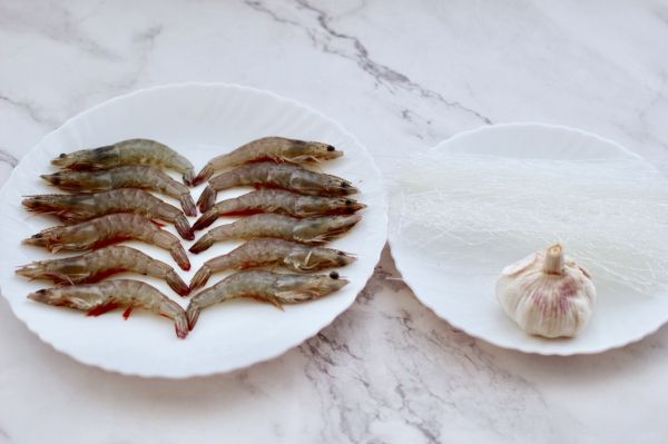 蒜末粉丝蒸好虾