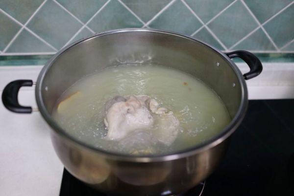 白果咸菜猪肚煲