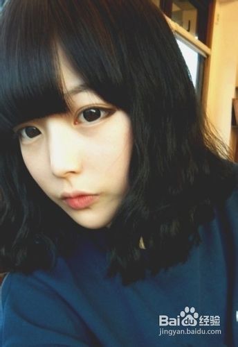 黑色美瞳图片