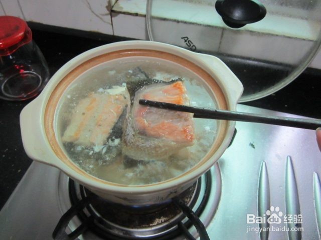 三文鱼骨头汤怎么做好吃