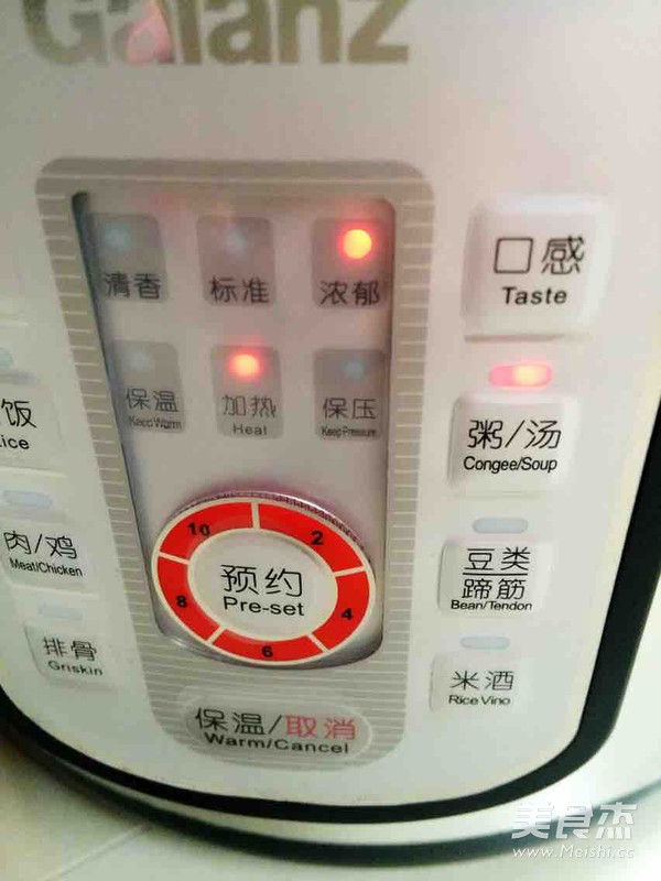 银耳莲子薏米羹