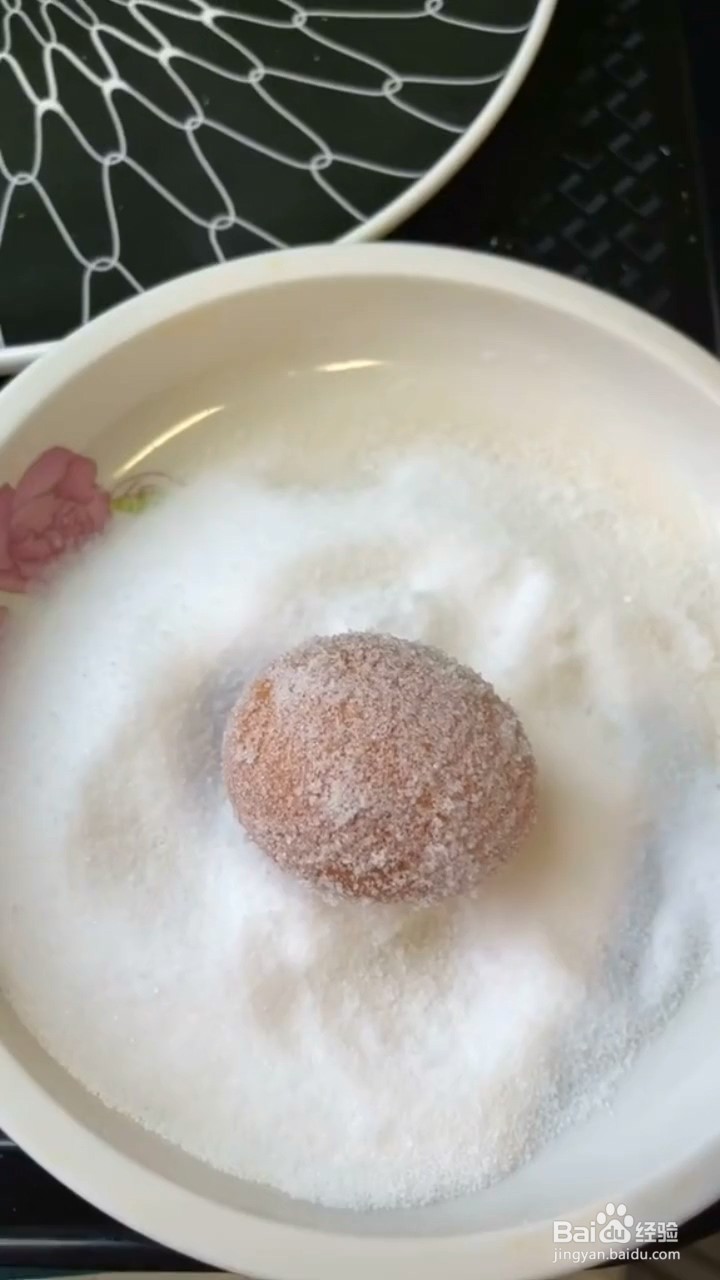 如何制作盐焗鸡蛋