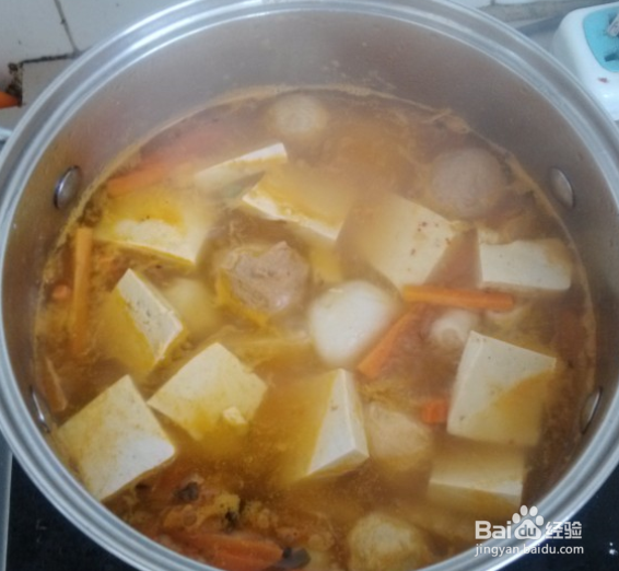 泡菜豆腐鲜蔬锅的做法