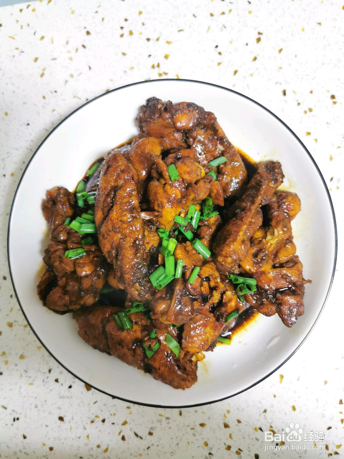 电饭锅版蒜香鸡翅的做法