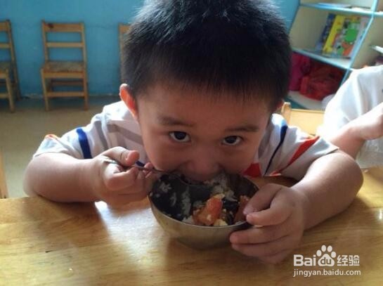 怎样让孩子好好吃饭