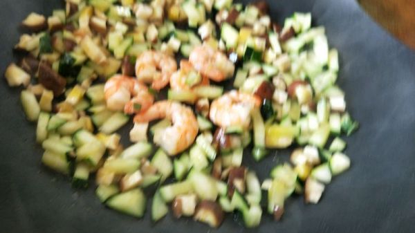 香菇南瓜虾仁炒饭