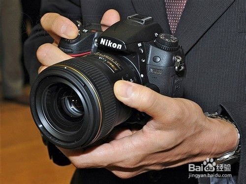 对Nikon D7000的新增功能、整体性能