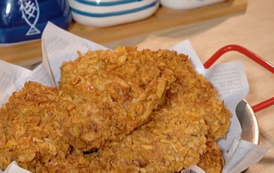 如何烤制外酥里嫩的薯片鸡翅？