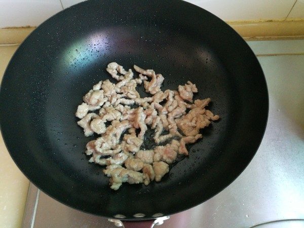 芹菜炒肉的做法是什么