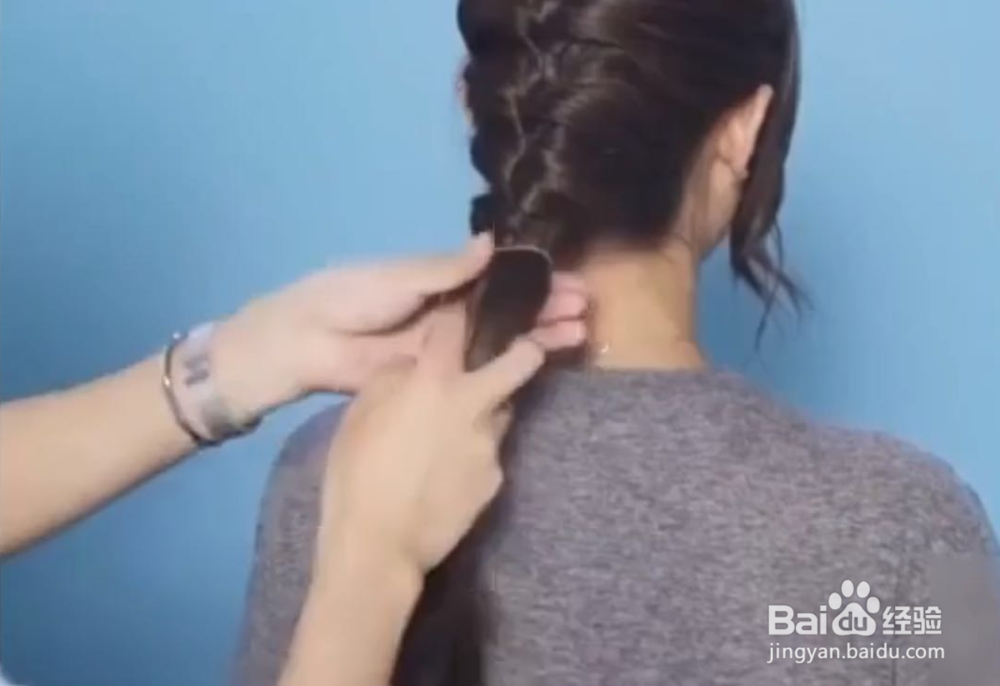 孕妇不用蓬头垢面,一款简单发式老公一看便会