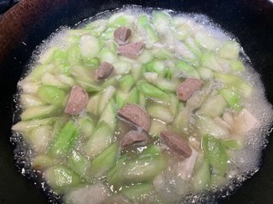 可口丝瓜汤的做法