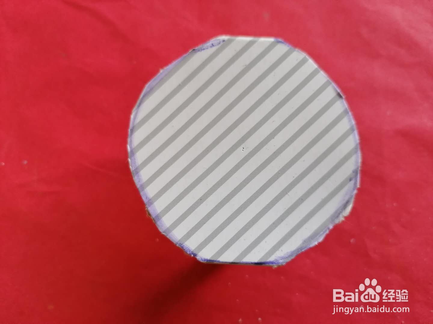 长方体削成最大的圆柱怎么削