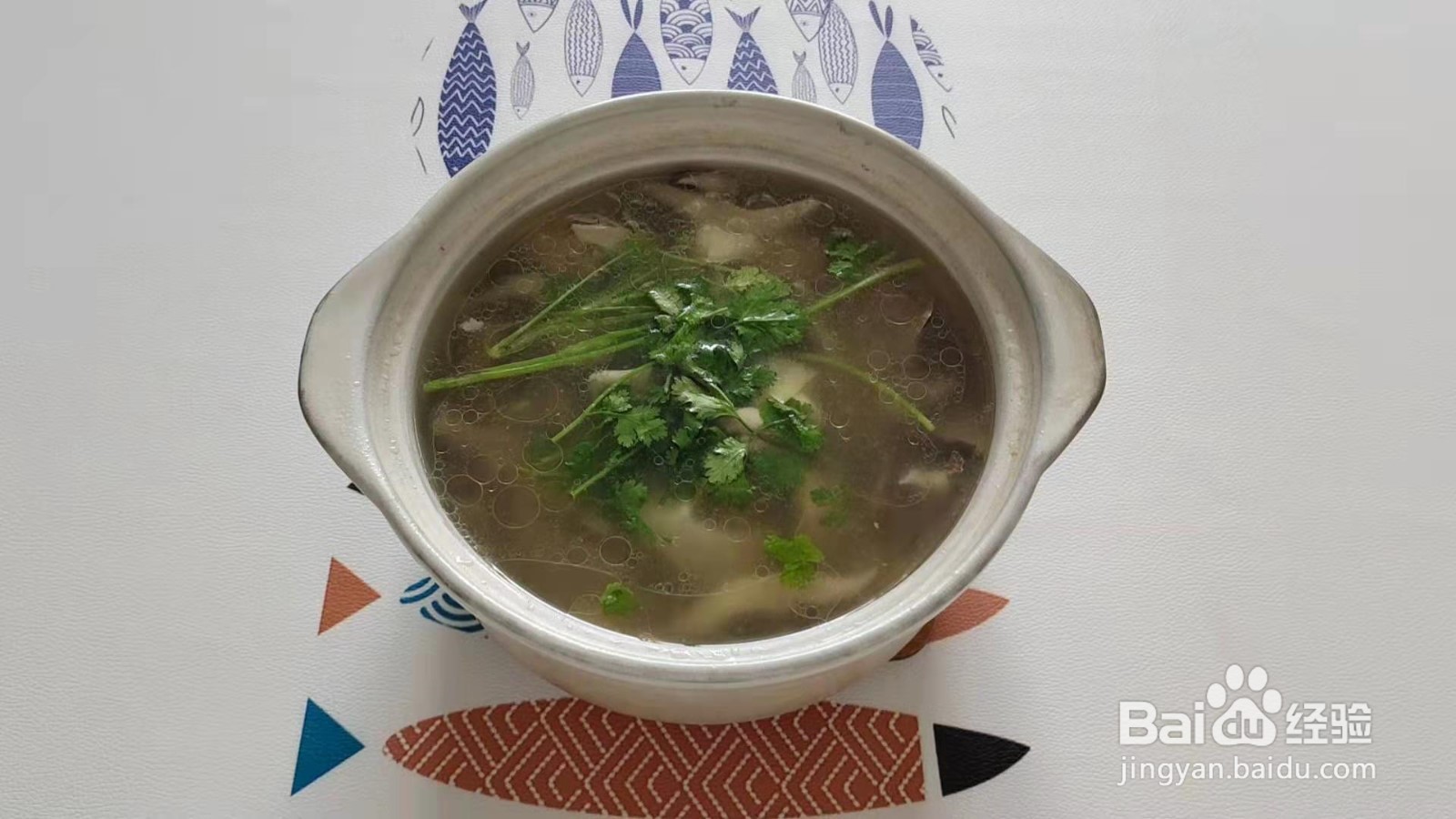 好吃又有营养，还不会变胖的排骨蘑菇汤