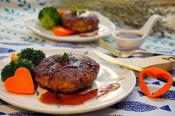 日式汉堡香酥肉饼