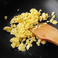 秋葵炒鸡蛋怎么制作